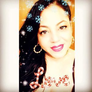 Meet your Posher, Yvette